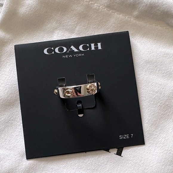 Coach Signature Tea Rose Band Ring Size 7 New NWT - Picture 1 of 4